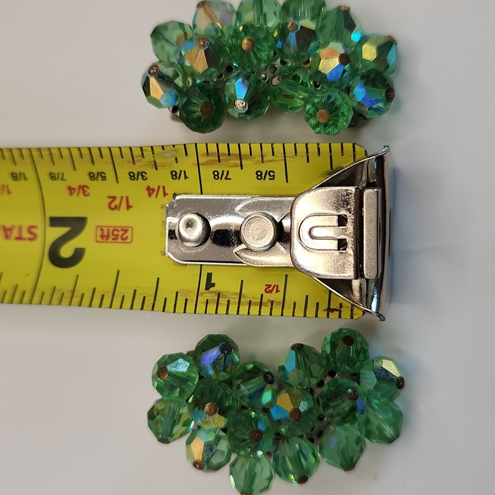 Vintage Green Beaded Drop Down Clip-on Earrings - Picture 2 of 5